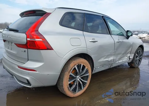 2024 Volvo Xc60 B5 Plus Dark Theme из США, поврежденный, VIN YV4L12RL9R1886374